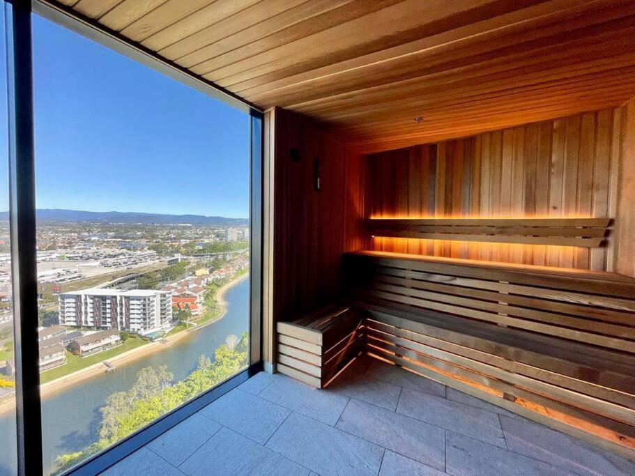 Apartament Stunning Oceanview 2Br In The Heart Of Broadbeach 44F Gold Coast Zewnętrze zdjęcie