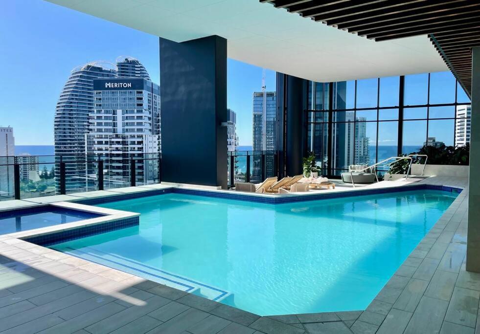 Apartament Stunning Oceanview 2Br In The Heart Of Broadbeach 44F Gold Coast Zewnętrze zdjęcie